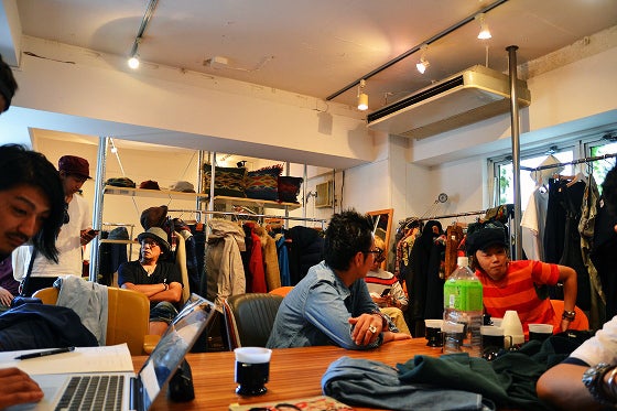 鉄　は　熱　い　う　ち　に　打　て　　　　(*ﾟ∀ﾟ)=3ﾑｯﾊｰ