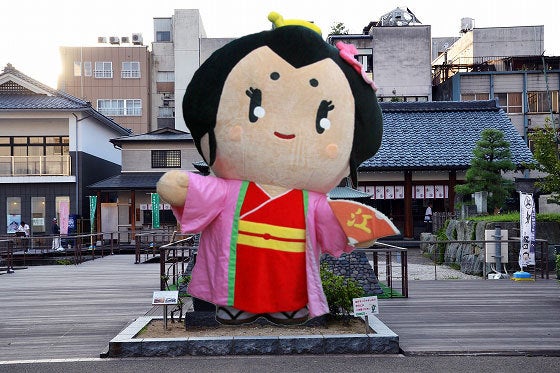 鉄　は　熱　い　う　ち　に　打　て　　　　(*ﾟ∀ﾟ)=3ﾑｯﾊｰ