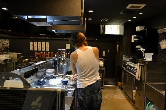 鉄　は　熱　い　う　ち　に　打　て　　　　(*ﾟ∀ﾟ)=3ﾑｯﾊｰ