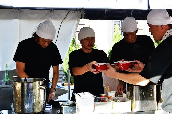 鉄　は　熱　い　う　ち　に　打　て　　　　(*ﾟ∀ﾟ)=3ﾑｯﾊｰ