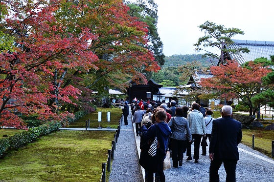 鉄　は　熱　い　う　ち　に　打　て　　　　(*ﾟ∀ﾟ)=3ﾑｯﾊｰ