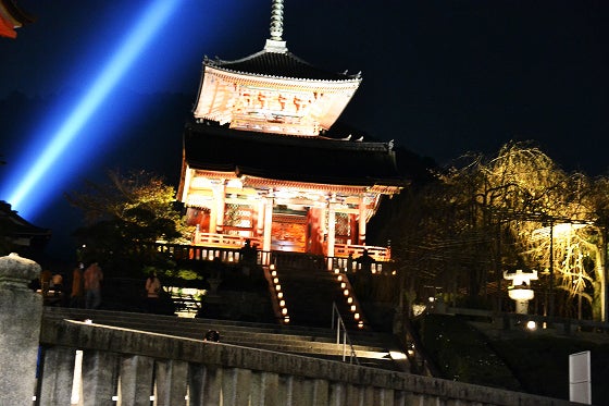 鉄　は　熱　い　う　ち　に　打　て　　　　(*ﾟ∀ﾟ)=3ﾑｯﾊｰ