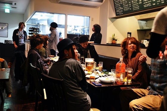 鉄　は　熱　い　う　ち　に　打　て　　　　(*ﾟ∀ﾟ)=3ﾑｯﾊｰ