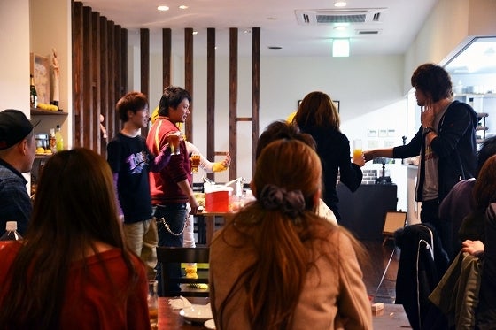 鉄　は　熱　い　う　ち　に　打　て　　　　(*ﾟ∀ﾟ)=3ﾑｯﾊｰ