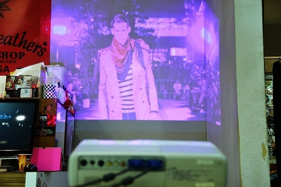 鉄　は　熱　い　う　ち　に　打　て　　　　(*ﾟ∀ﾟ)=3ﾑｯﾊｰ