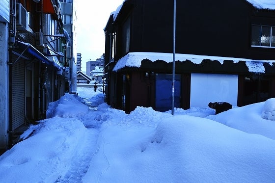 鉄　は　熱　い　う　ち　に　打　て　　　　(*ﾟ∀ﾟ)=3ﾑｯﾊｰ