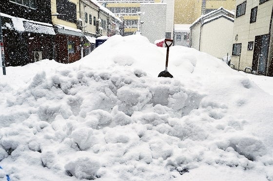 鉄　は　熱　い　う　ち　に　打　て　　　　(*ﾟ∀ﾟ)=3ﾑｯﾊｰ