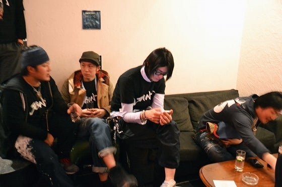 鉄　は　熱　い　う　ち　に　打　て　　　　(*ﾟ∀ﾟ)=3ﾑｯﾊｰ