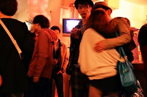 鉄　は　熱　い　う　ち　に　打　て　　　　(*ﾟ∀ﾟ)=3ﾑｯﾊｰ