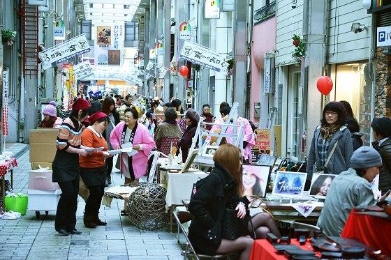 鉄　は　熱　い　う　ち　に　打　て　　　　(*ﾟ∀ﾟ)=3ﾑｯﾊｰ