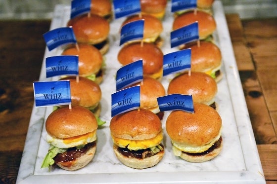 鉄　は　熱　い　う　ち　に　打　て　　　　(*ﾟ∀ﾟ)=3ﾑｯﾊｰ