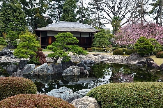 鉄　は　熱　い　う　ち　に　打　て　　　　(*ﾟ∀ﾟ)=3ﾑｯﾊｰ