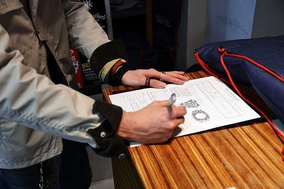 鉄　は　熱　い　う　ち　に　打　て　　　　(*ﾟ∀ﾟ)=3ﾑｯﾊｰ