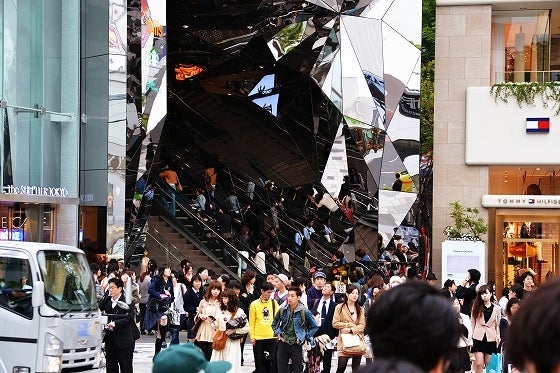 鉄　は　熱　い　う　ち　に　打　て　　　　(*ﾟ∀ﾟ)=3ﾑｯﾊｰ