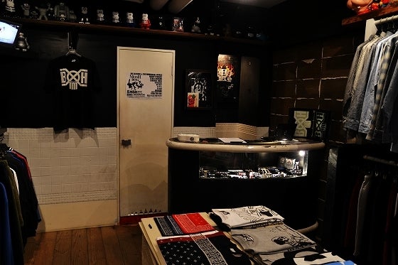 鉄　は　熱　い　う　ち　に　打　て　　　　(*ﾟ∀ﾟ)=3ﾑｯﾊｰ