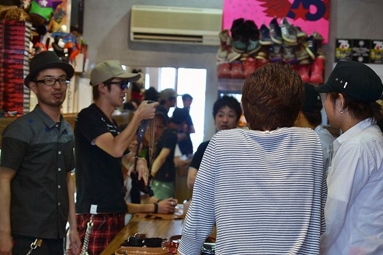 鉄　は　熱　い　う　ち　に　打　て　　　　(*ﾟ∀ﾟ)=3ﾑｯﾊｰ