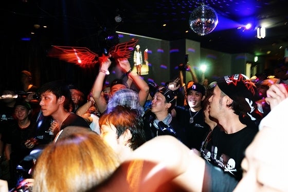 鉄　は　熱　い　う　ち　に　打　て　　　　(*ﾟ∀ﾟ)=3ﾑｯﾊｰ