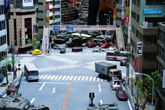 鉄　は　熱　い　う　ち　に　打　て　　　　(*ﾟ∀ﾟ)=3ﾑｯﾊｰ