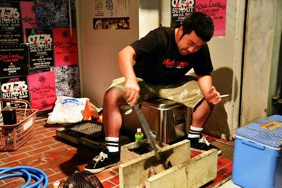 鉄　は　熱　い　う　ち　に　打　て　　　　(*ﾟ∀ﾟ)=3ﾑｯﾊｰ