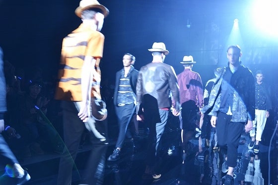 鉄　は　熱　い　う　ち　に　打　て　　　　(*ﾟ∀ﾟ)=3ﾑｯﾊｰ