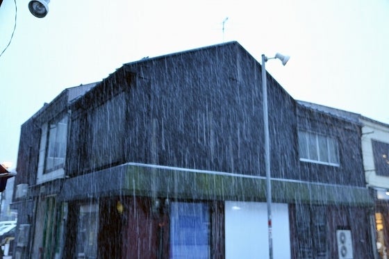 鉄　は　熱　い　う　ち　に　打　て　　　　(*ﾟ∀ﾟ)=3ﾑｯﾊｰ