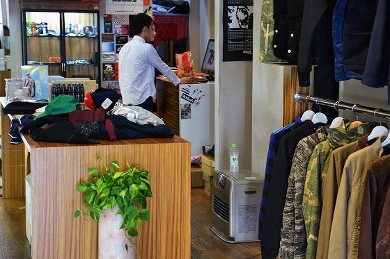 鉄　は　熱　い　う　ち　に　打　て　　　　(*ﾟ∀ﾟ)=3ﾑｯﾊｰ