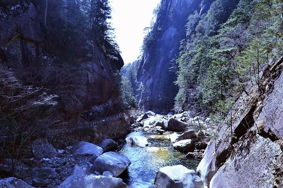 鉄　は　熱　い　う　ち　に　打　て　　　　(*ﾟ∀ﾟ)=3ﾑｯﾊｰ