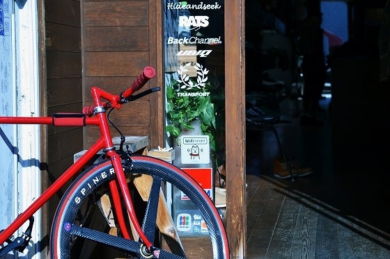 鉄　は　熱　い　う　ち　に　打　て　　　　(*ﾟ∀ﾟ)=3ﾑｯﾊｰ