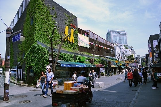 鉄　は　熱　い　う　ち　に　打　て　　　　(*ﾟ∀ﾟ)=3ﾑｯﾊｰ