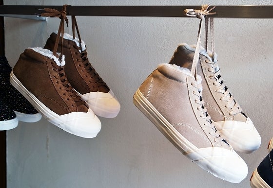 鉄　は　熱　い　う　ち　に　打　て　　　　(*ﾟ∀ﾟ)=3ﾑｯﾊｰ