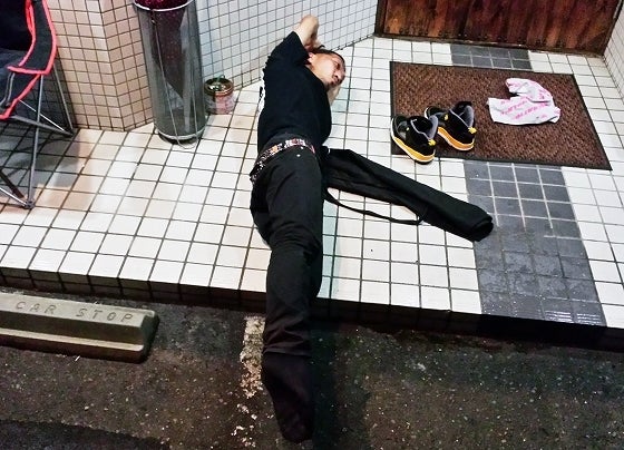 鉄　は　熱　い　う　ち　に　打　て　　　　(*ﾟ∀ﾟ)=3ﾑｯﾊｰ