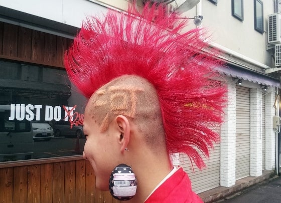 鉄　は　熱　い　う　ち　に　打　て　　　　(*ﾟ∀ﾟ)=3ﾑｯﾊｰ