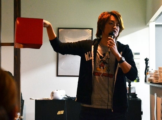 鉄　は　熱　い　う　ち　に　打　て　　　　(*ﾟ∀ﾟ)=3ﾑｯﾊｰ