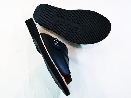 鉄　は　熱　い　う　ち　に　打　て　　　　(*ﾟ∀ﾟ)=3ﾑｯﾊｰ