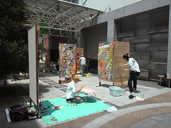 鉄　は　熱　い　う　ち　に　打　て　　　　(*ﾟ∀ﾟ)=3ﾑｯﾊｰ