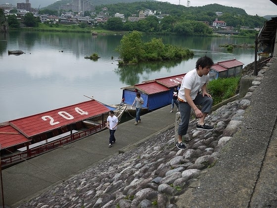 鉄　は　熱　い　う　ち　に　打　て　　　　(*ﾟ∀ﾟ)=3ﾑｯﾊｰ