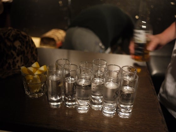 鉄　は　熱　い　う　ち　に　打　て　　　　(*ﾟ∀ﾟ)=3ﾑｯﾊｰ