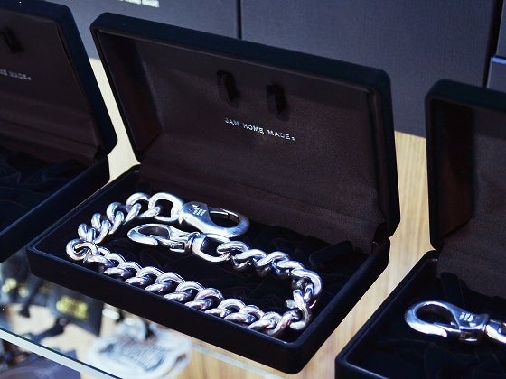 鉄　は　熱　い　う　ち　に　打　て　　　　(*ﾟ∀ﾟ)=3ﾑｯﾊｰ