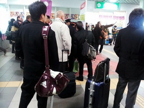 鉄　は　熱　い　う　ち　に　打　て　　　　(*ﾟ∀ﾟ)=3ﾑｯﾊｰ