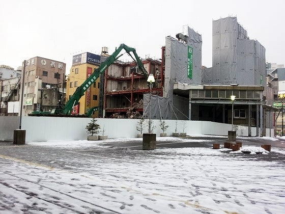 鉄　は　熱　い　う　ち　に　打　て　　　　(*ﾟ∀ﾟ)=3ﾑｯﾊｰ