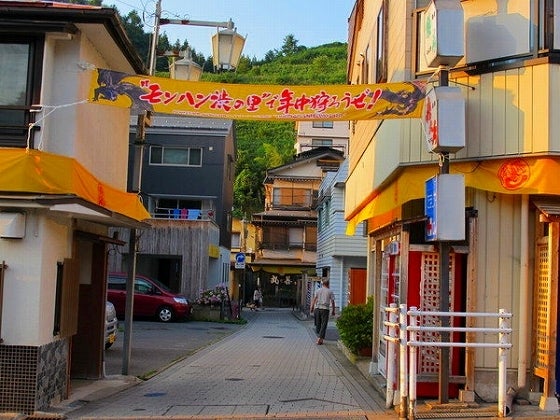 鉄 は 熱 い う ち に 打 て (*゚∀゚)=3ムッハー